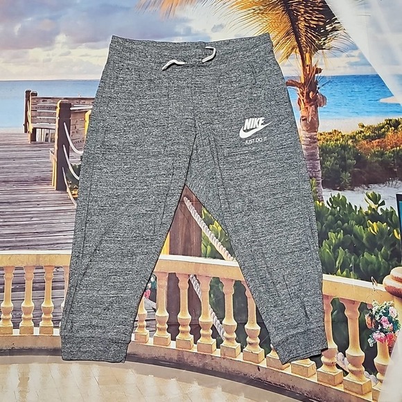 Nike Capri Tracksuit Size Small - Picture 3 of 8